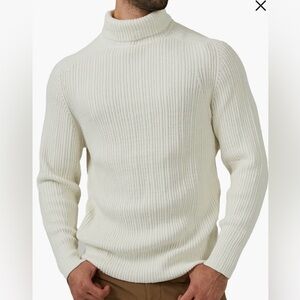 7 Diamonds Twin City Turtleneck